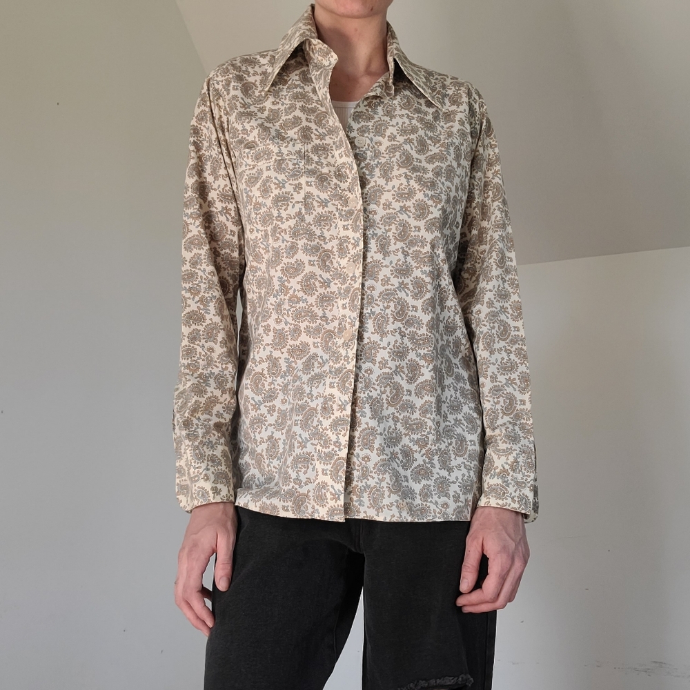 VINTAGE - Patterned button down shirt - Picture 8 of 13